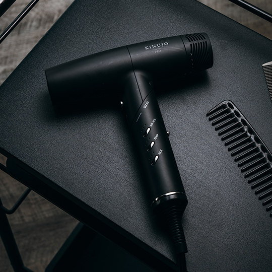 KINUJO PROヘアドライヤー
