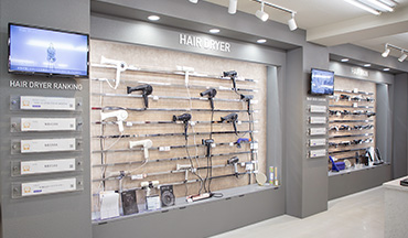 ドライヤー&アイロン体験コーナー